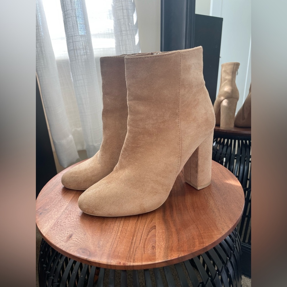 PrettyLittleThing Faux Suede Ankle Boots